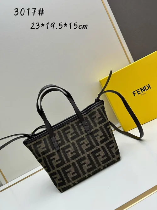 11 Fendi Large Tote Bag Women Luxury Canvas Leather Designer