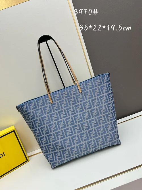 11 Fendi Large Tote Bag Women Luxury Canvas Leather Designer