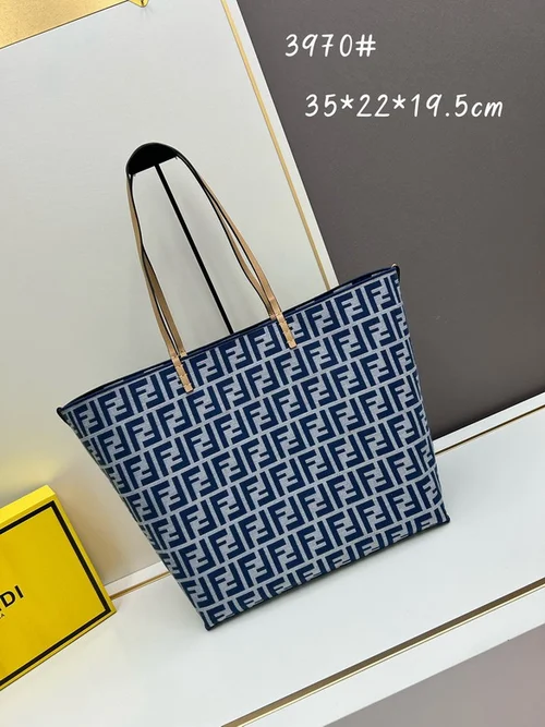 11 Fendi Large Tote Bag Women Luxury Canvas Leather Designer