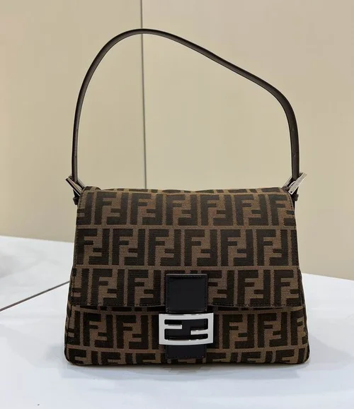 Fendi Underarm Bag Small Original Authentic Luxury Leather