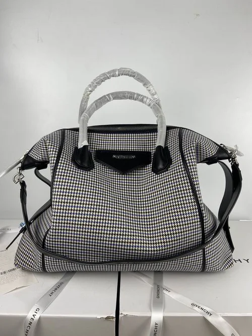 Givenchy Original Women's Handbags Authentic Luxury Collection