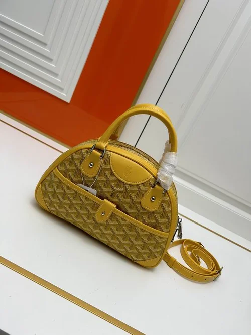 11 Goyard Handbag Medium Women Luxury Coated Gilbert Canvas