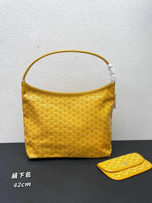 11 Goyard Axillary Pouch Small Women Luxury Coated Canvas