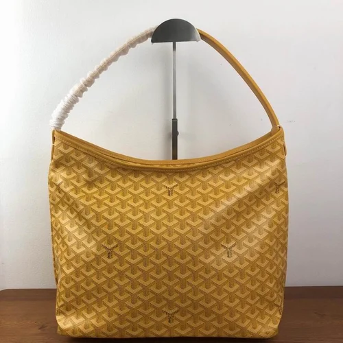 11 Goyard Axillary Pouch Small Women Luxury Coated Canvas