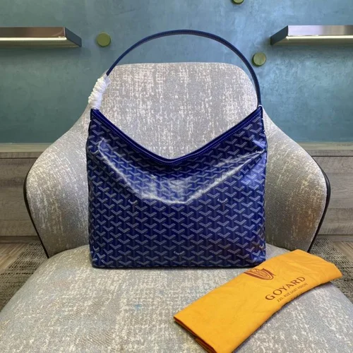 11 Goyard Axillary Pouch Small Women Luxury Coated Canvas