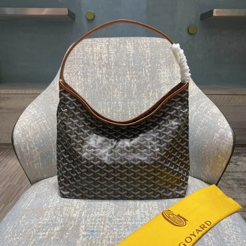 11 Goyard Axillary Pouch Small Women Luxury Coated Canvas