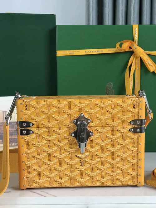 Goyard Cassette Shoulder Bag Original Authentic Luxury