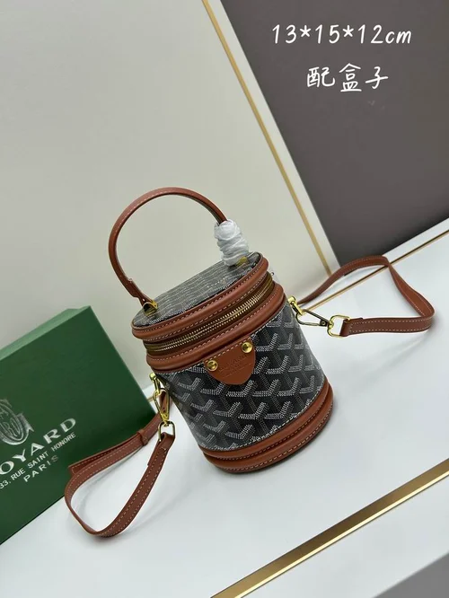 11 Goyard Petit Flot Bucket Bag Small Women Luxury Coated Canvas