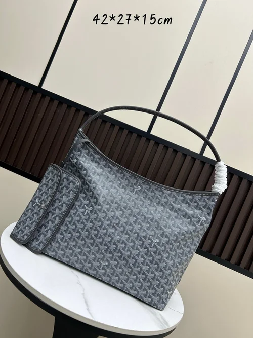 11 Goyard Axillary Pouch Small Women Luxury Coated Canvas