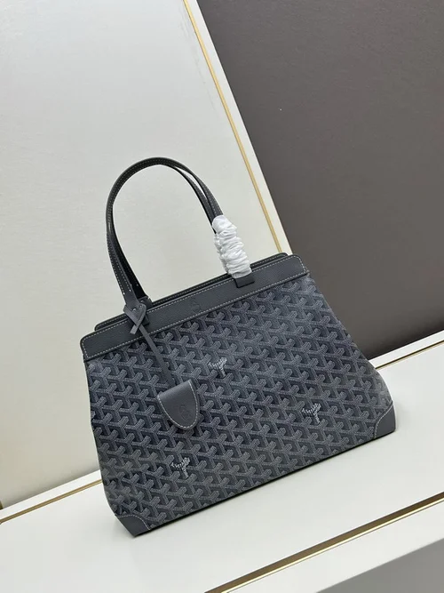 11 Goyard Commuter Bag Medium Women Luxury Coated Canvas