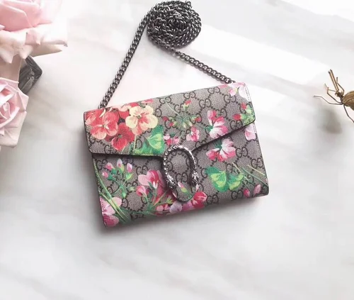 11 Gucci Women's Designer Bags Hot Collection Luxury GG Canvas