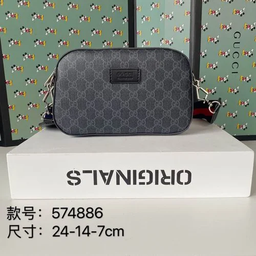 11 Gucci Original Camera Case Small Authentic GG Supreme