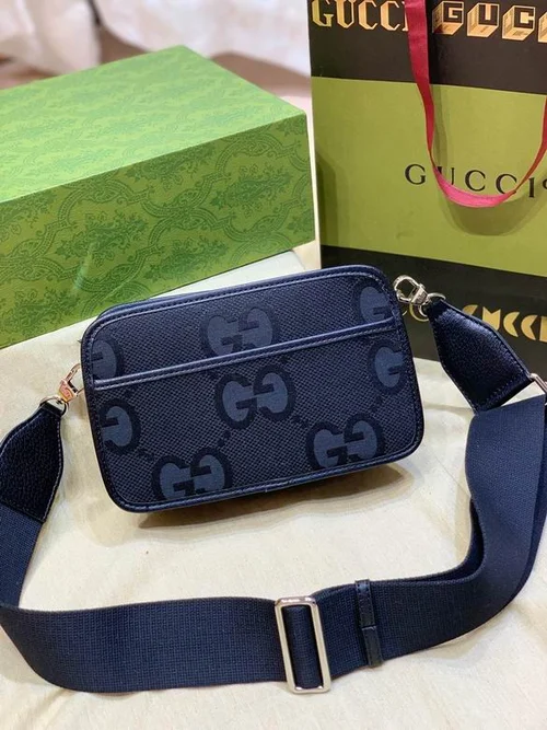 11 Gucci Original Camera Case Small Authentic GG Supreme
