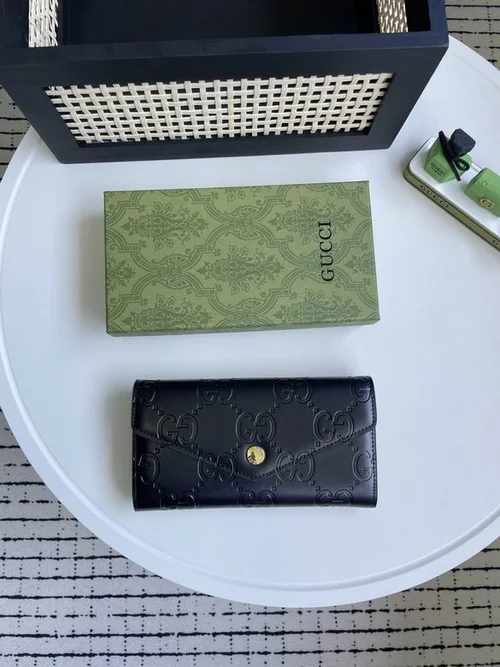 11 Gucci Original Women's Wallet Authentic GG Canvas Luxury