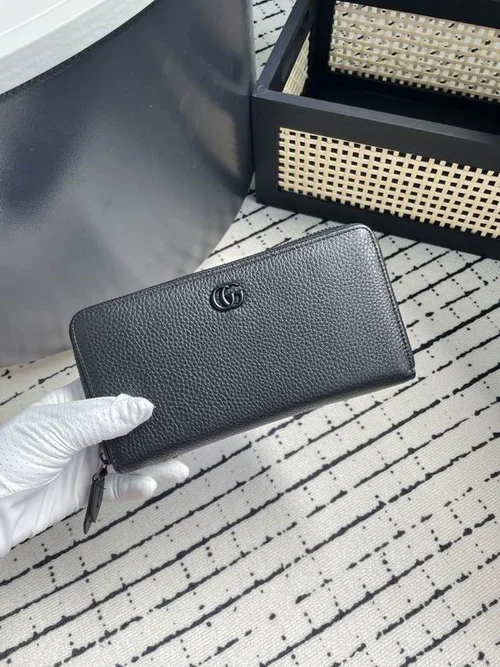 11 Gucci Original Women's Wallet Authentic GG Canvas Luxury