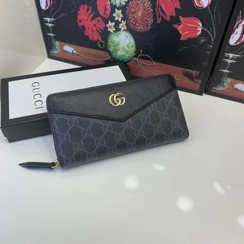 11 Gucci Original Women's Wallet Authentic GG Canvas Luxury