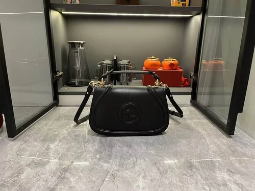 11 Gucci Women's Designer Bags Hot Collection Luxury GG Canvas