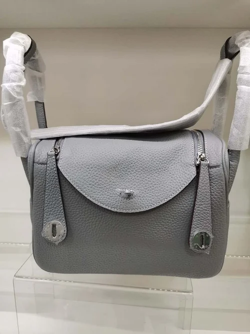 11 Hermes Original Lindy Bag Authentic Clemence Leather