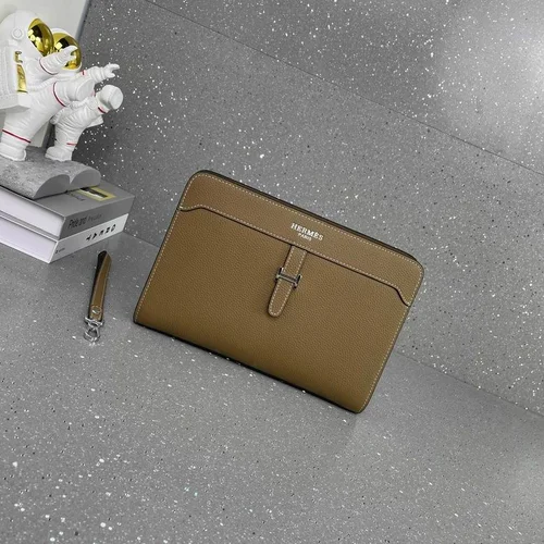 11 Hermes Women's Handbag Medium Luxury Leather Designer