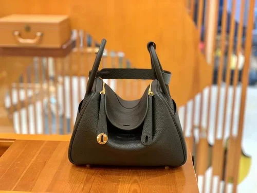 Hermes Original Lindy Bag Authentic Clemence Leather