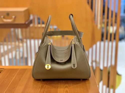 Hermes Original Lindy Bag Authentic Clemence Leather