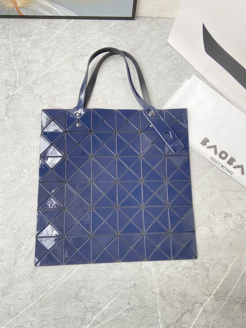 11 Issey Miyake Handbag Medium Women Luxury Pleated Designer