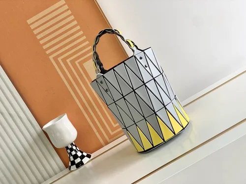 11 Issey Miyake Handbag Medium Women Luxury Pleated Designer