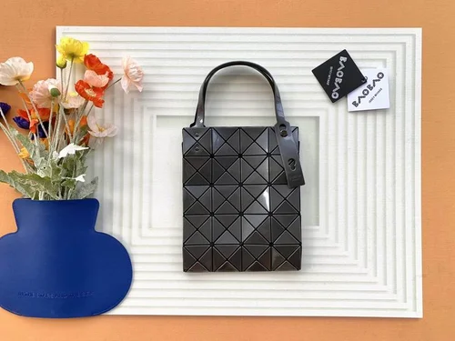 11 Issey Miyake Handbag Medium Women Luxury Pleated Designer