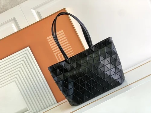 11 Issey Miyake Handbag Medium Women Luxury Pleated Designer