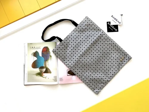 11 Issey Miyake Handbag Medium Women Luxury Pleated Designer