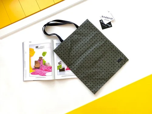 11 Issey Miyake Handbag Medium Women Luxury Pleated Designer