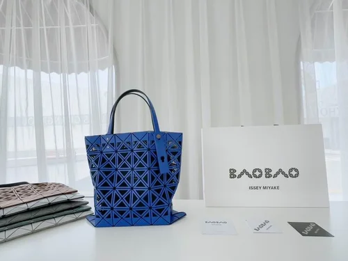 11 Issey Miyake Handbag Medium Women Luxury Pleated Designer