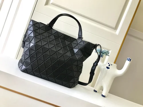 11 Issey Miyake Handbag Medium Women Luxury Pleated Designer