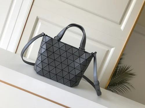 11 Issey Miyake Handbag Medium Women Luxury Pleated Designer