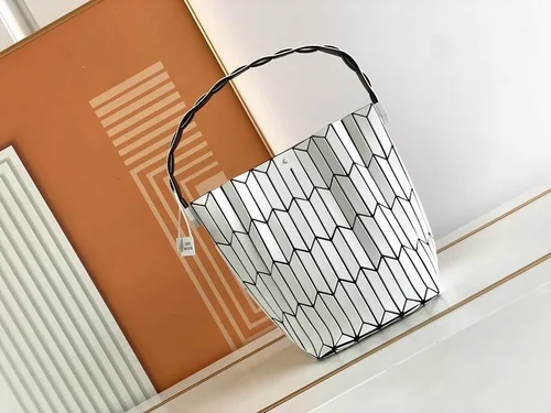 11 Issey Miyake Handbag Medium Women Luxury Pleated Designer