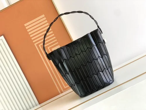 11 Issey Miyake Handbag Medium Women Luxury Pleated Designer