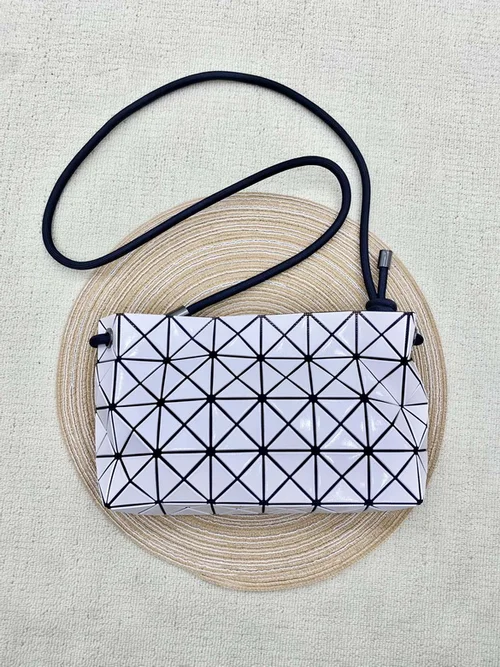 11 Issey Miyake Messenger Bag Medium Women Luxury Pleated