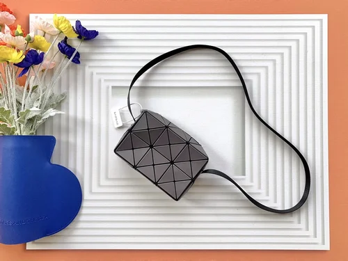 11 Issey Miyake Messenger Bag Medium Women Luxury Pleated