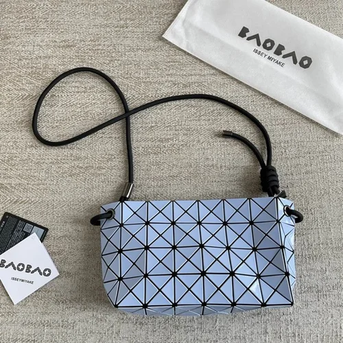 11 Issey Miyake Messenger Bag Medium Women Luxury Pleated