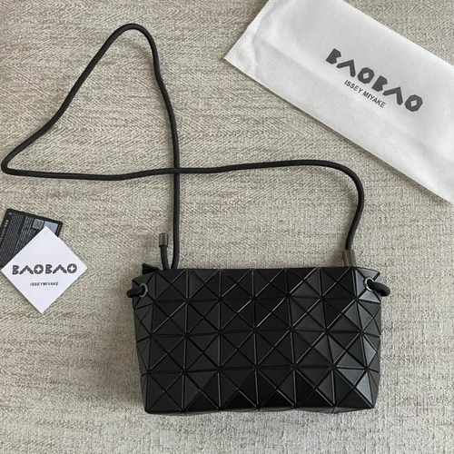 11 Issey Miyake Messenger Bag Medium Women Luxury Pleated