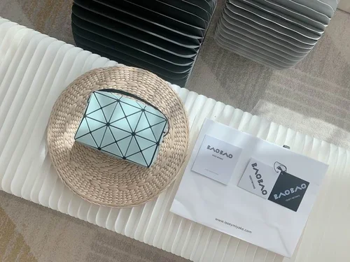 11 Issey Miyake Messenger Bag Medium Women Luxury Pleated