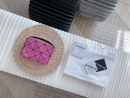 11 Issey Miyake Messenger Bag Medium Women Luxury Pleated