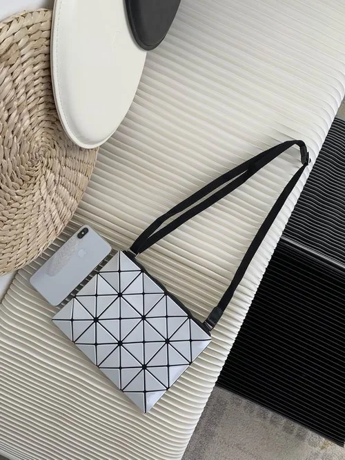 11 Issey Miyake Messenger Bag Medium Women Luxury Pleated