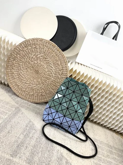 11 Issey Miyake Messenger Bag Medium Women Luxury Pleated