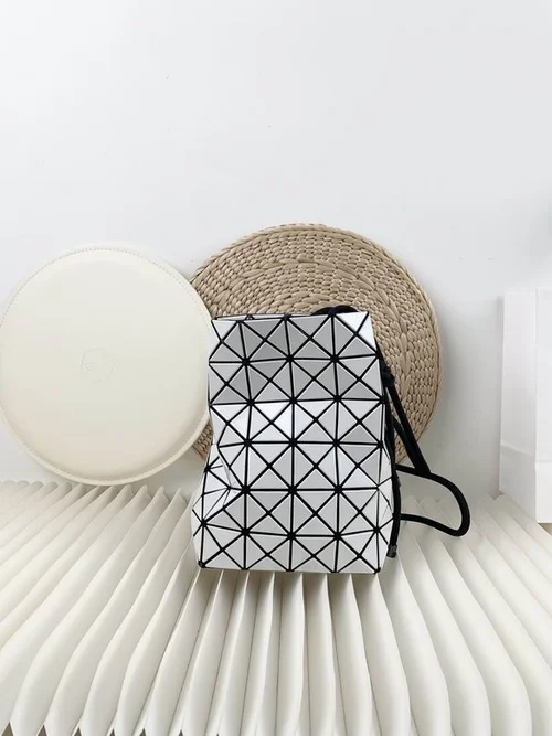 11 Issey Miyake Messenger Bag Medium Women Luxury Pleated