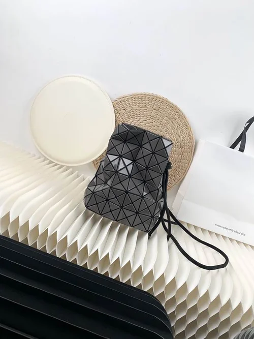 11 Issey Miyake Messenger Bag Medium Women Luxury Pleated