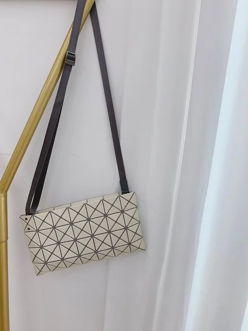 11 Issey Miyake Messenger Bag Medium Women Luxury Pleated