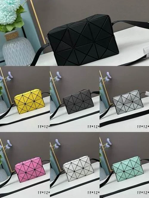 11 Issey Miyake Messenger Bag Medium Women Luxury Pleated