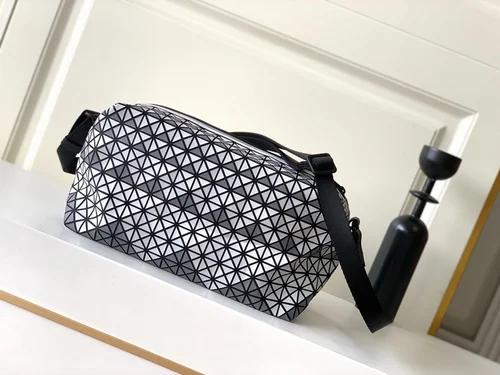 11 Issey Miyake Messenger Bag Medium Women Luxury Pleated