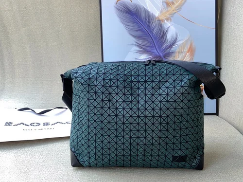 Issey Miyake Original Messenger Bag Authentic Pleated Luxury